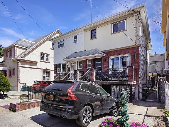 2nd image of 2035 E 15th St