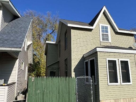 3rd image of 1021 Elmwood St