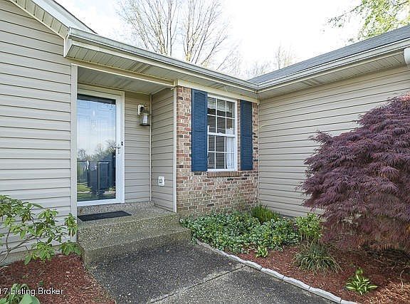 12104 Bay Run Drive-1002