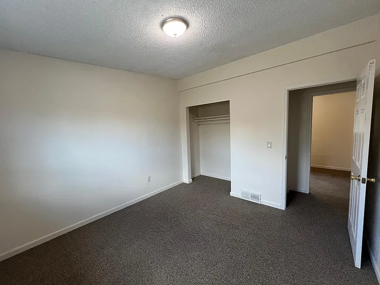 bedroom2