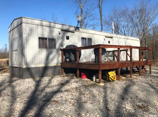 120 Bee Branch Rd, Iuka, IL 62849