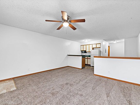 4th image of 5225-5227 N Brighton Pl #5227-105