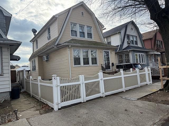 1st image of 167-10 115th Avenue