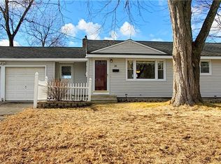 26 Conlin Dr, Enfield, CT 06082