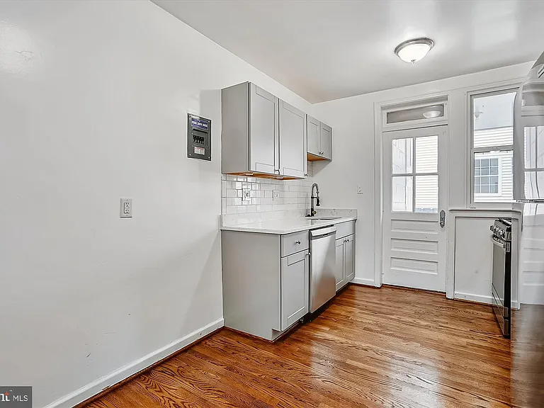 2500 Langston Blvd #2 — Photo 16