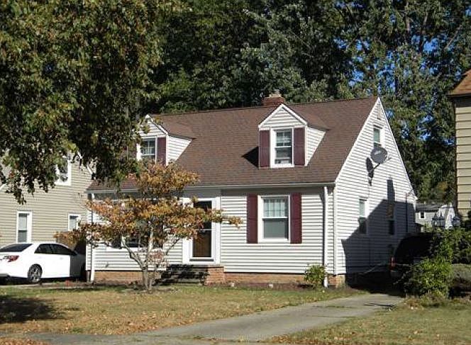 2nd image of 7031 Greenleaf Ave