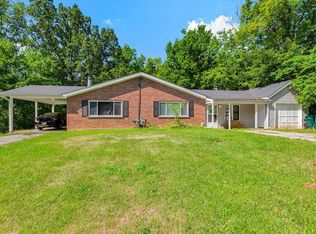 748 Kohnen Dr, Fenton, MO 63026