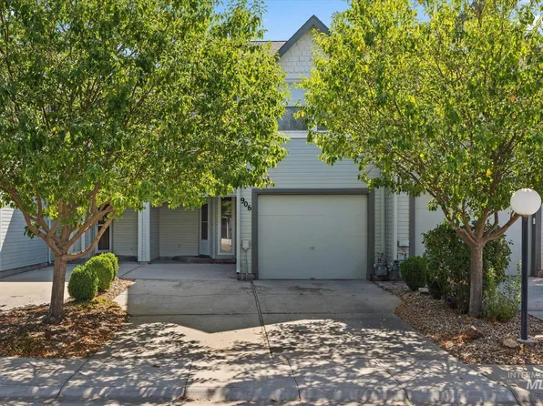 906 N Benjamin Ln, Boise, ID 83704