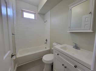 336 17th Ave #1E, Irvington, NJ 07111