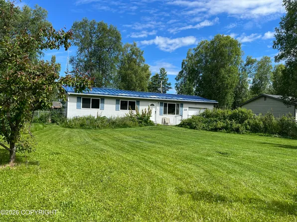 328 W Riverview Ave, Soldotna, AK 99669
