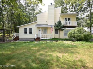4730 Pine Ridge Dr W, Bushkill, PA 18324