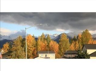 3201 Racquet Cir, Anchorage, AK 99507