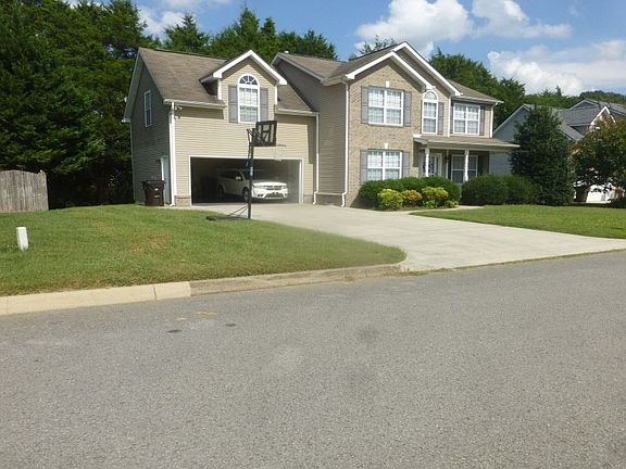 3rd image of 3316 Maple Valley Ln