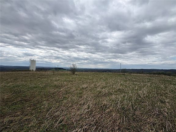 5th image of Along Kilmer Rd