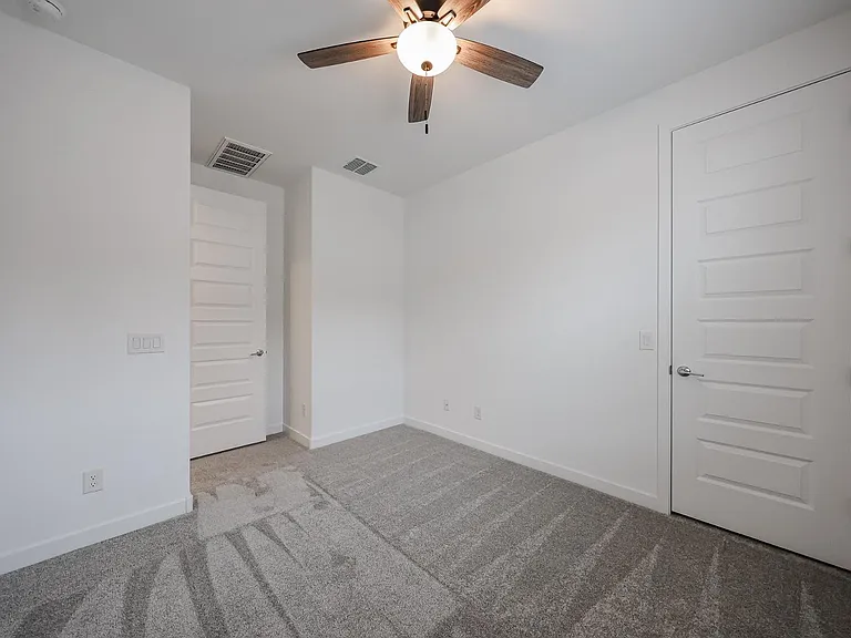 7814 W Hide Trl — Photo 14