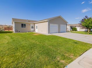 1209 Blue Water Ct, Cody, WY 82414
