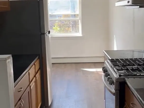 (undisclosed Address), Flushing, NY 11367