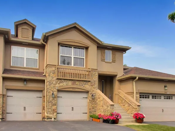 1960 Crenshaw Cir #1960, Vernon Hills, IL 60061