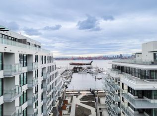 755 Harbourside Dr #327, North Vancouver, BC