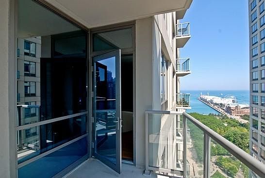 3rd image of 600 N Lake Shore Dr APT 2202
