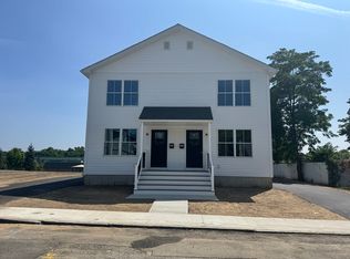 91-93 Melrose St, Springfield, MA 01109