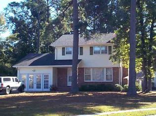800 Smallwood Dr, Jacksonville, NC 28540