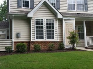 106 Grant Ct, Yorktown, VA 23692