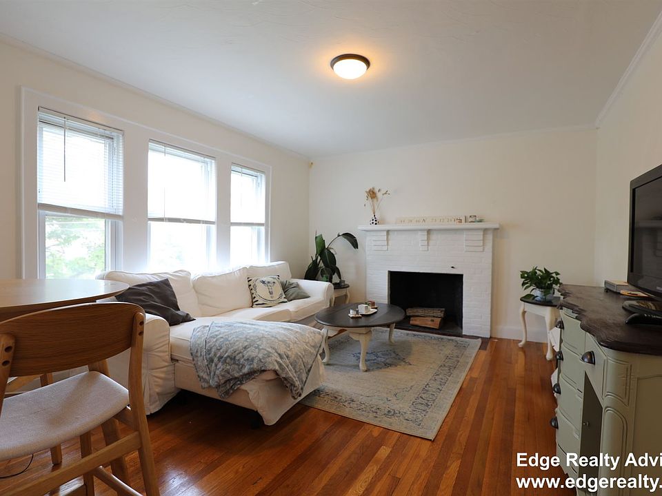 33 Wiltshire Rd. #1 Boston - Brighton Unit Photo 2