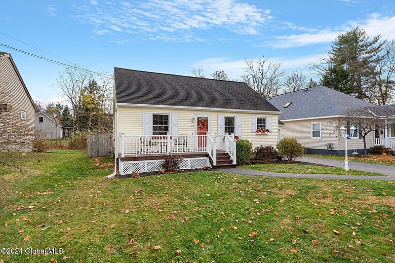 2nd image of 617 Elliott Street