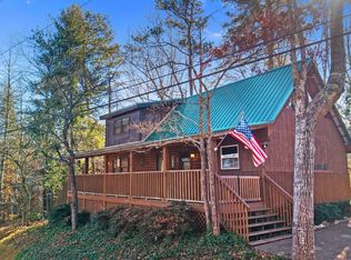 1518 Ridgecrest Dr, Sevierville, TN 37876