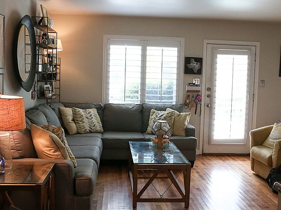 3rd image of 4115 Bowser Ave APT 10