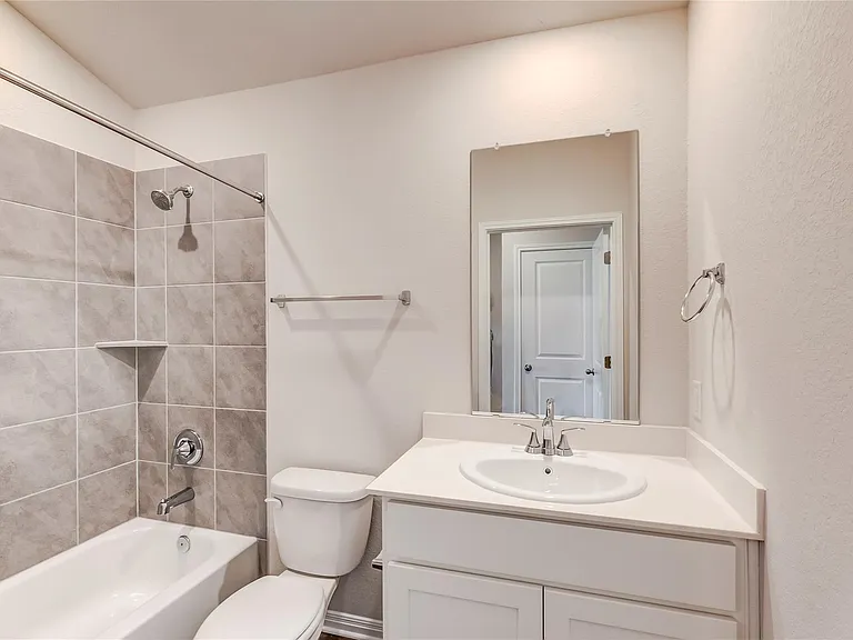 4905 Hazelnut Ln — Photo 25