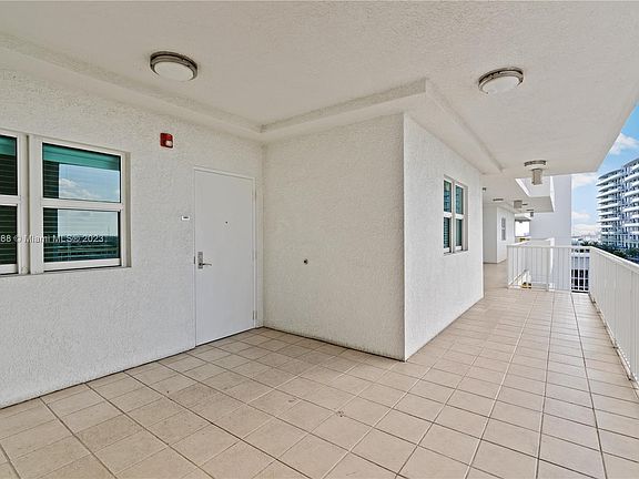 3rd image of 14951 Royal Oaks Ln APT 1005