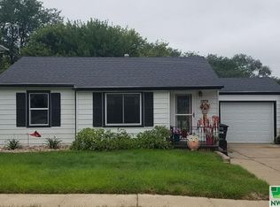 1929 Heights Ave, Sioux City, IA 51104