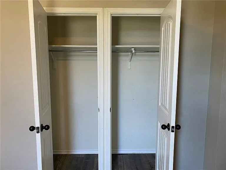 712 Estes Park — Photo 27