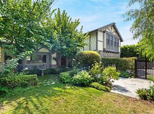 16782 Oak View Dr, Encino, CA 91436