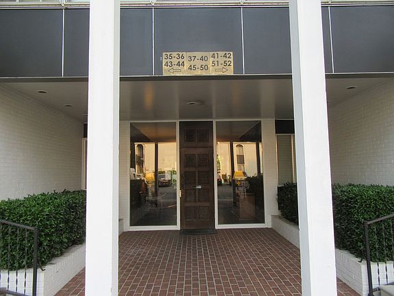 4th image of 1302 Dr Martin Luther King Jr Blvd #43