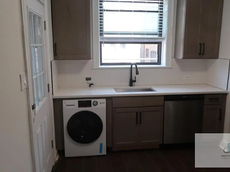 5507-09.5 N Lincoln Ave #5509.5-2S — Photo 3