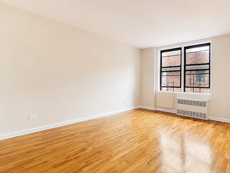 540 Ocean Pkwy #614 — Photo 1