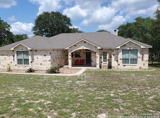 116 Wild Stallion Dr, La Vernia, TX 78121