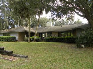 867 Gladiola Ave, Sebastian, FL 32958