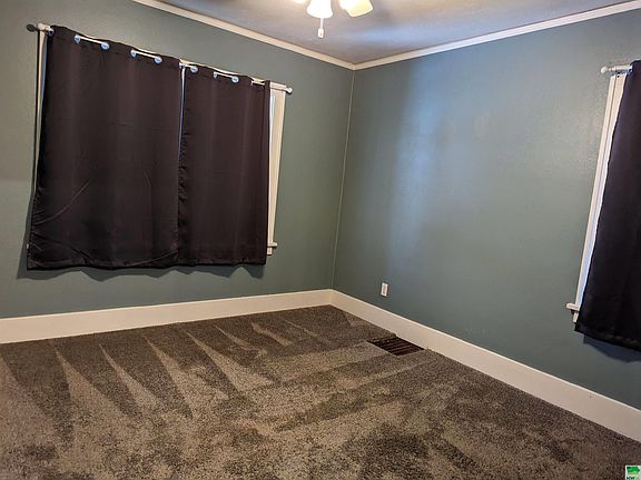 5th image of 3129 Morrison Ave