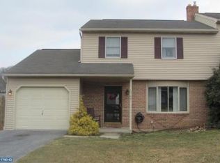 1769 Acorn Dr, Reading, PA 19608