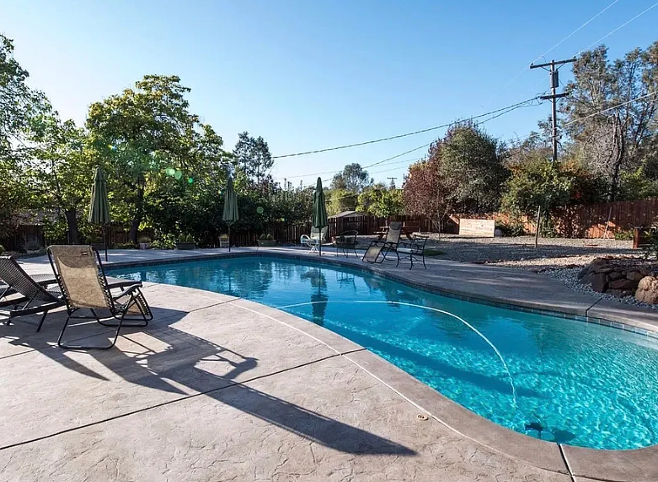 3 bed, 1640 sqft, $3,100 — Photo 2