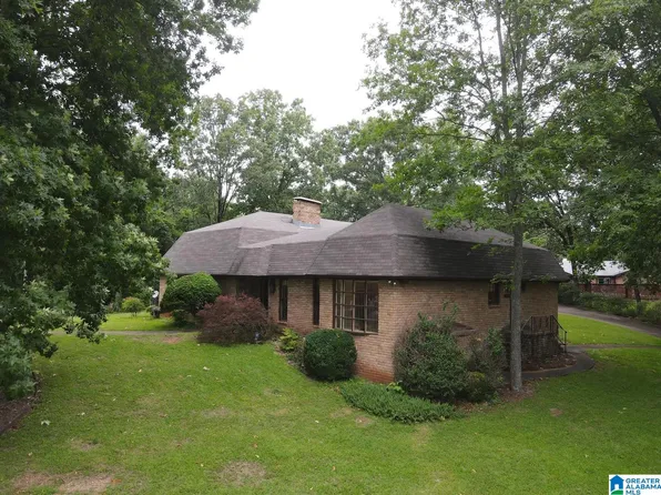 3868 Rock Ridge Ct, Birmingham, AL 35210