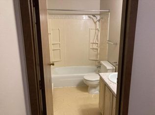 1516 N 6th St APT 5, Grand Forks, ND 58203
