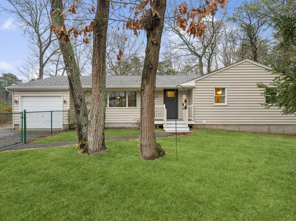 734 Mill Road, Riverhead, NY 11901