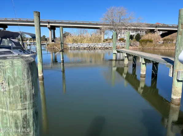 518 S Water Street #B1, Oriental, NC 28571