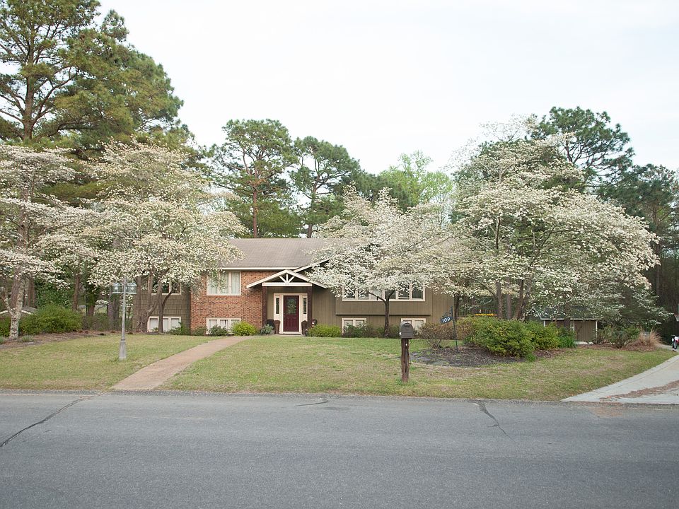1st image of 109 Cypress Lakes Cir