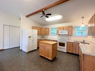 150 Sawdust Aly, Townshend, VT 05353